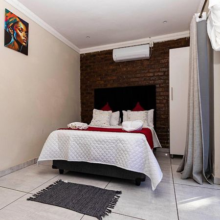 Mandulia Guest House Mbombela Eksteriør billede