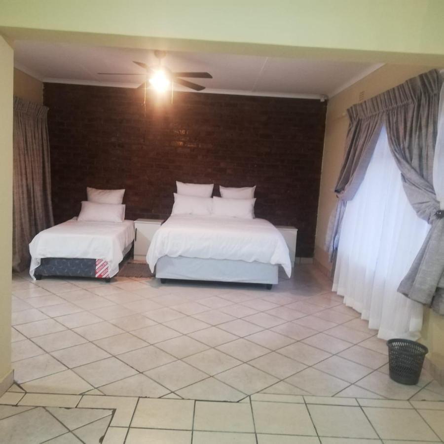 Mandulia Guest House Mbombela Eksteriør billede