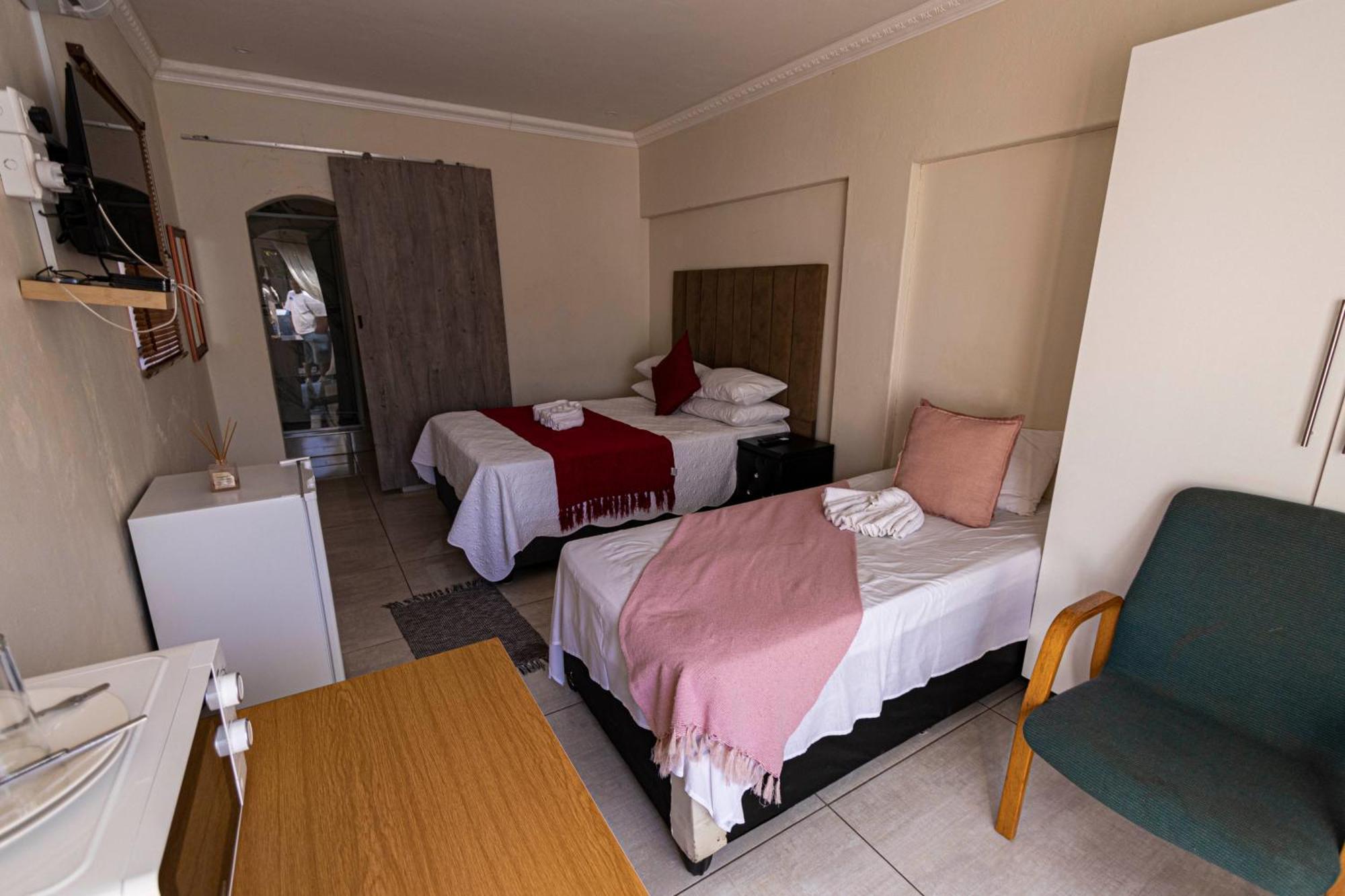 Mandulia Guest House Mbombela Eksteriør billede