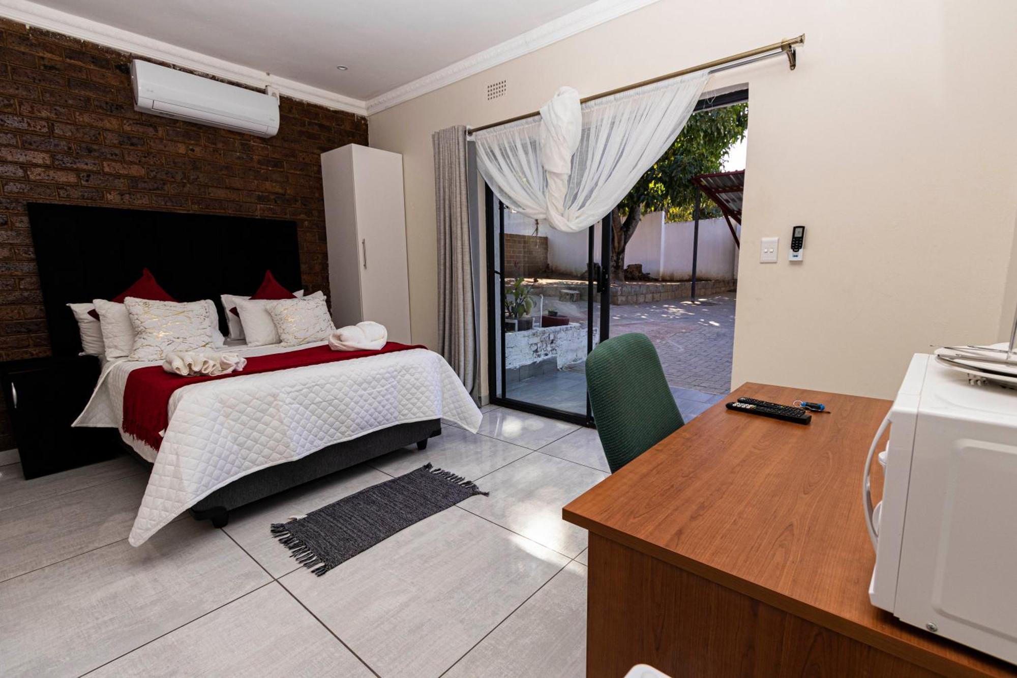 Mandulia Guest House Mbombela Eksteriør billede